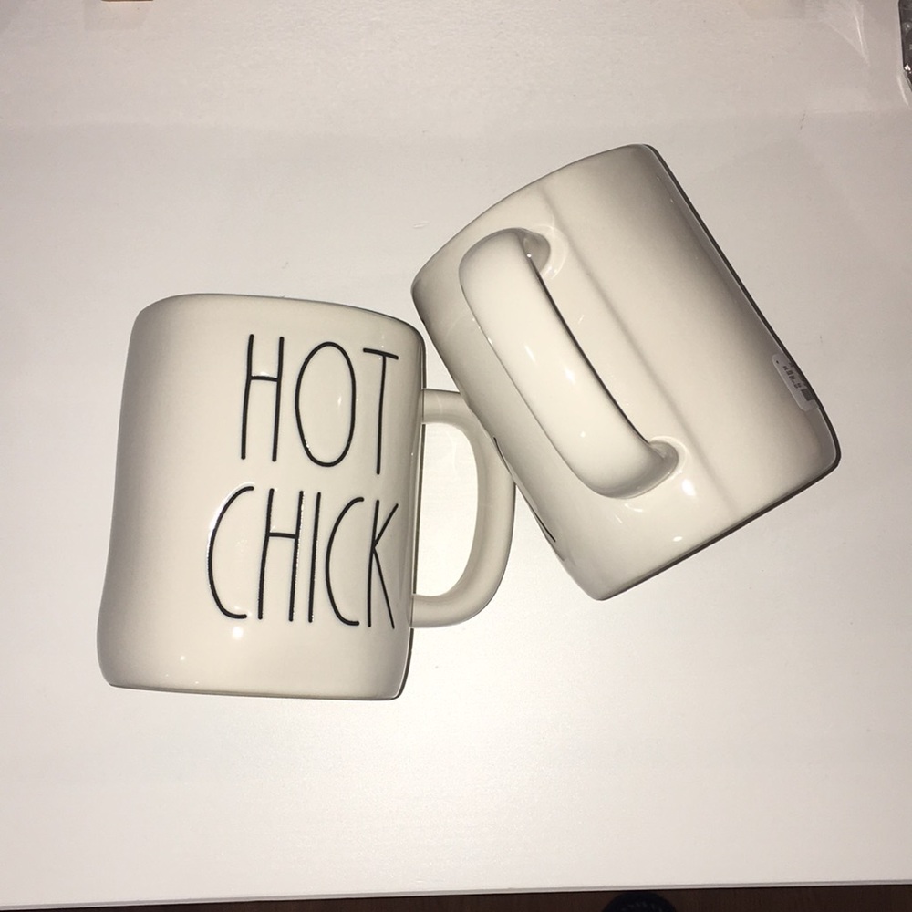 “HOT CHICK” Rae Dunn